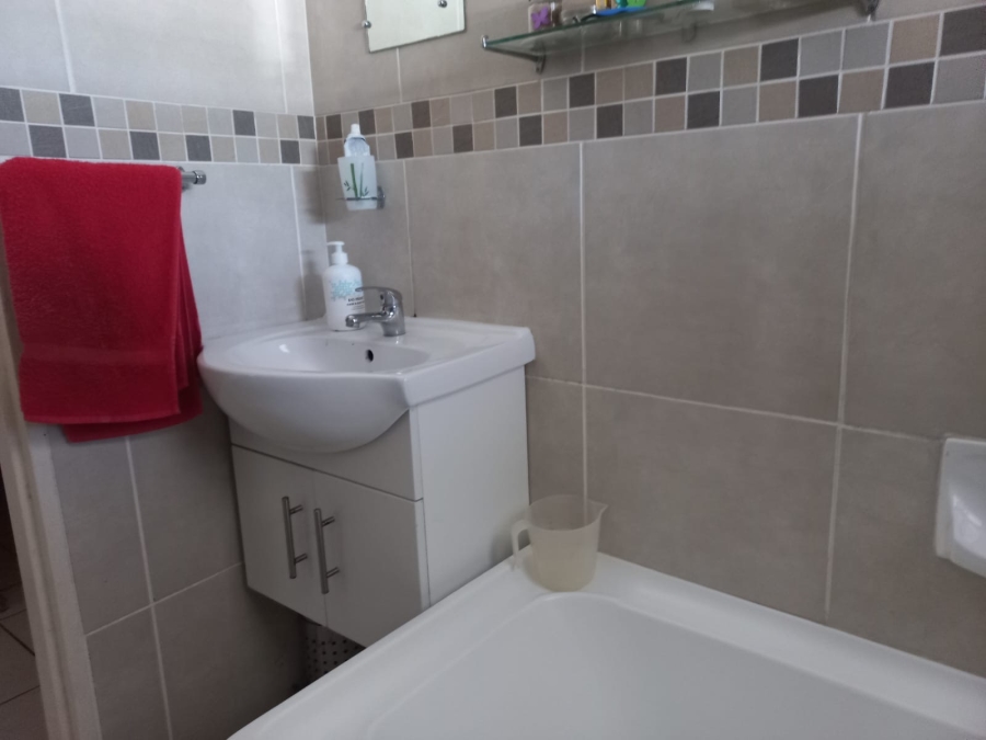 3 Bedroom Property for Sale in Gonubie Eastern Cape